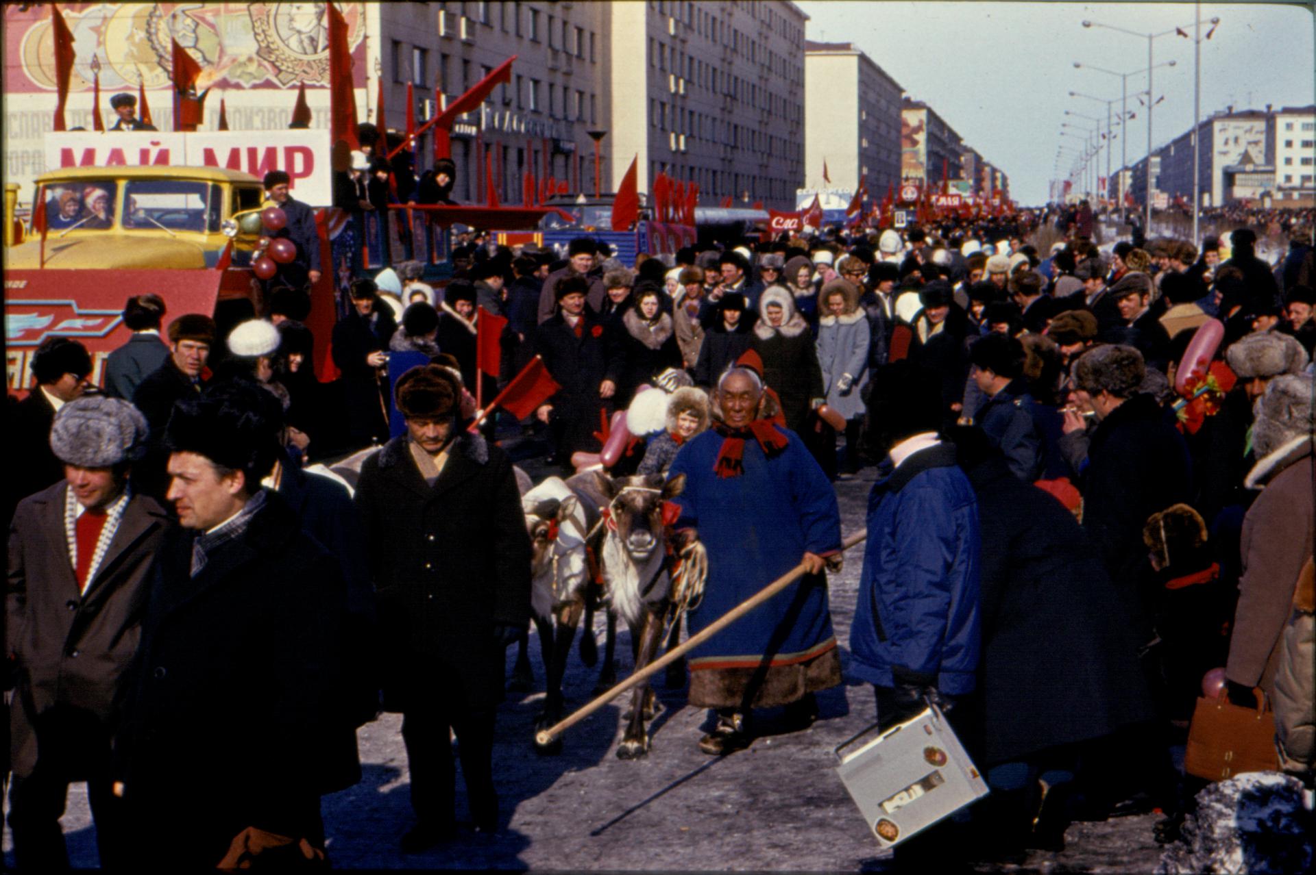 1974 год. Первомай в Норильске.
